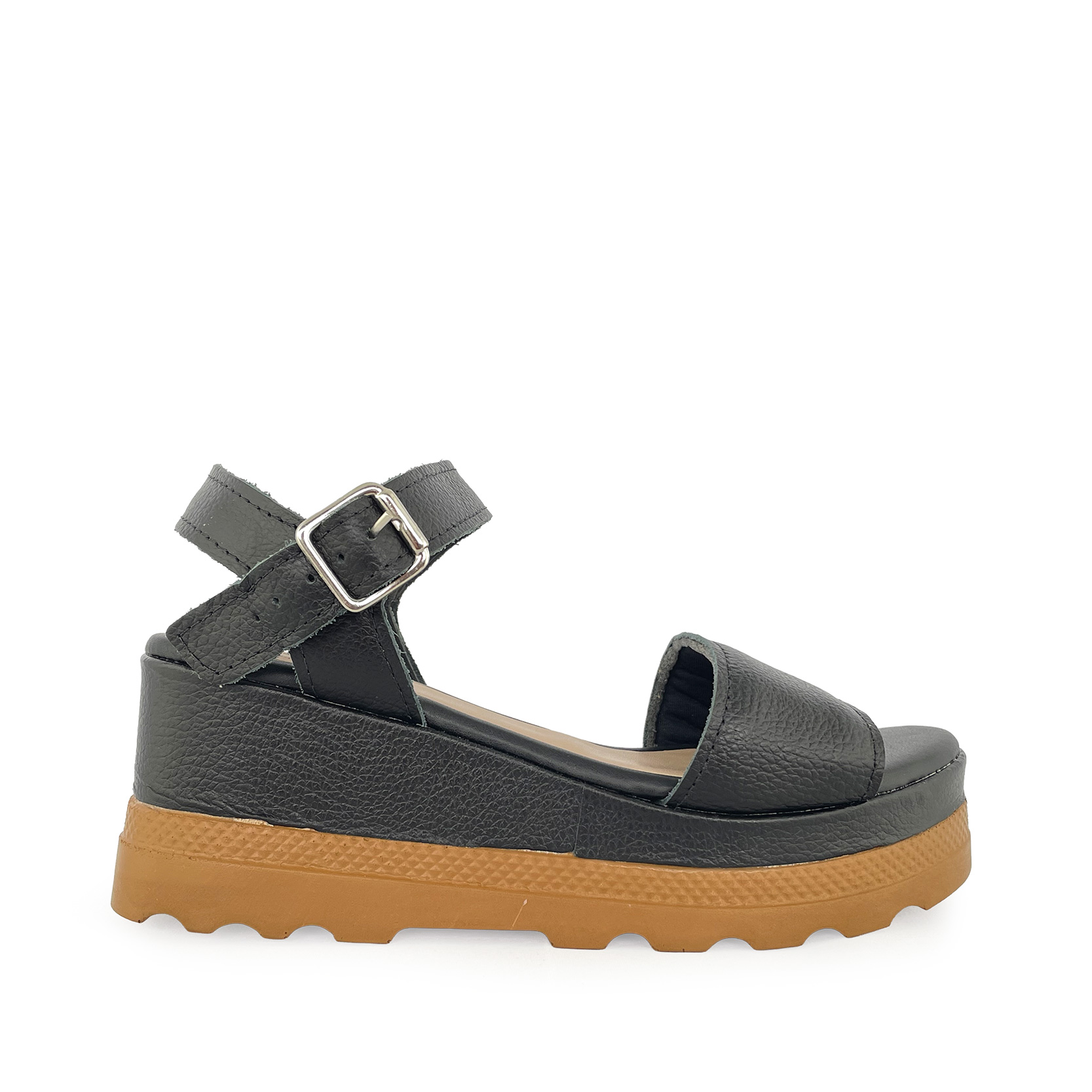 Sandalia de plataforma media