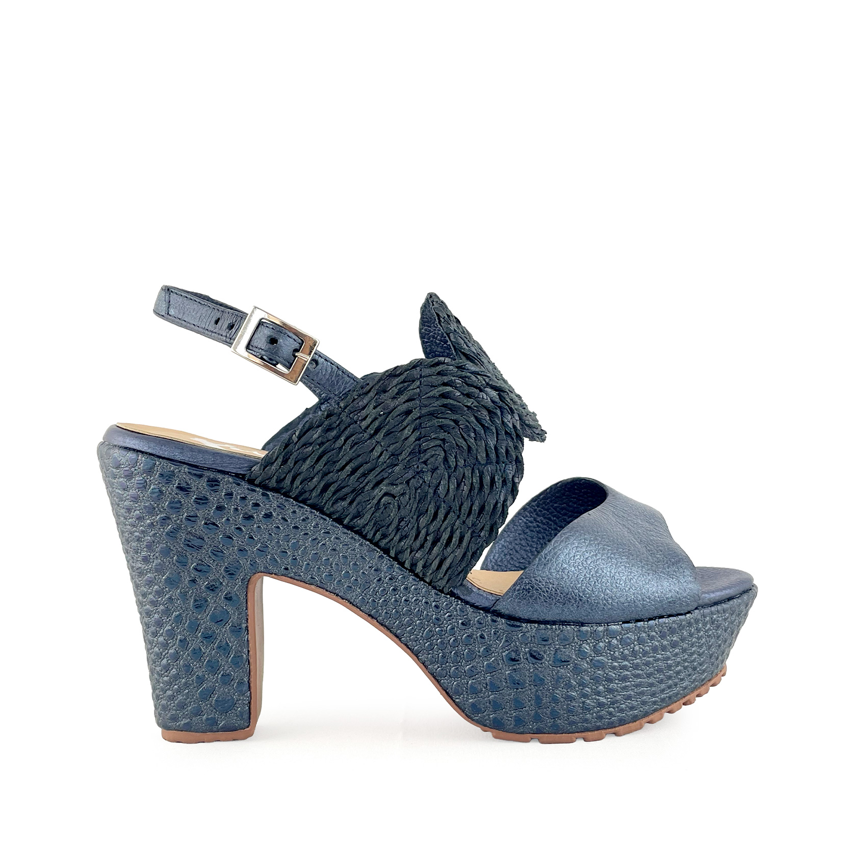 Sandalia de plataforma alta