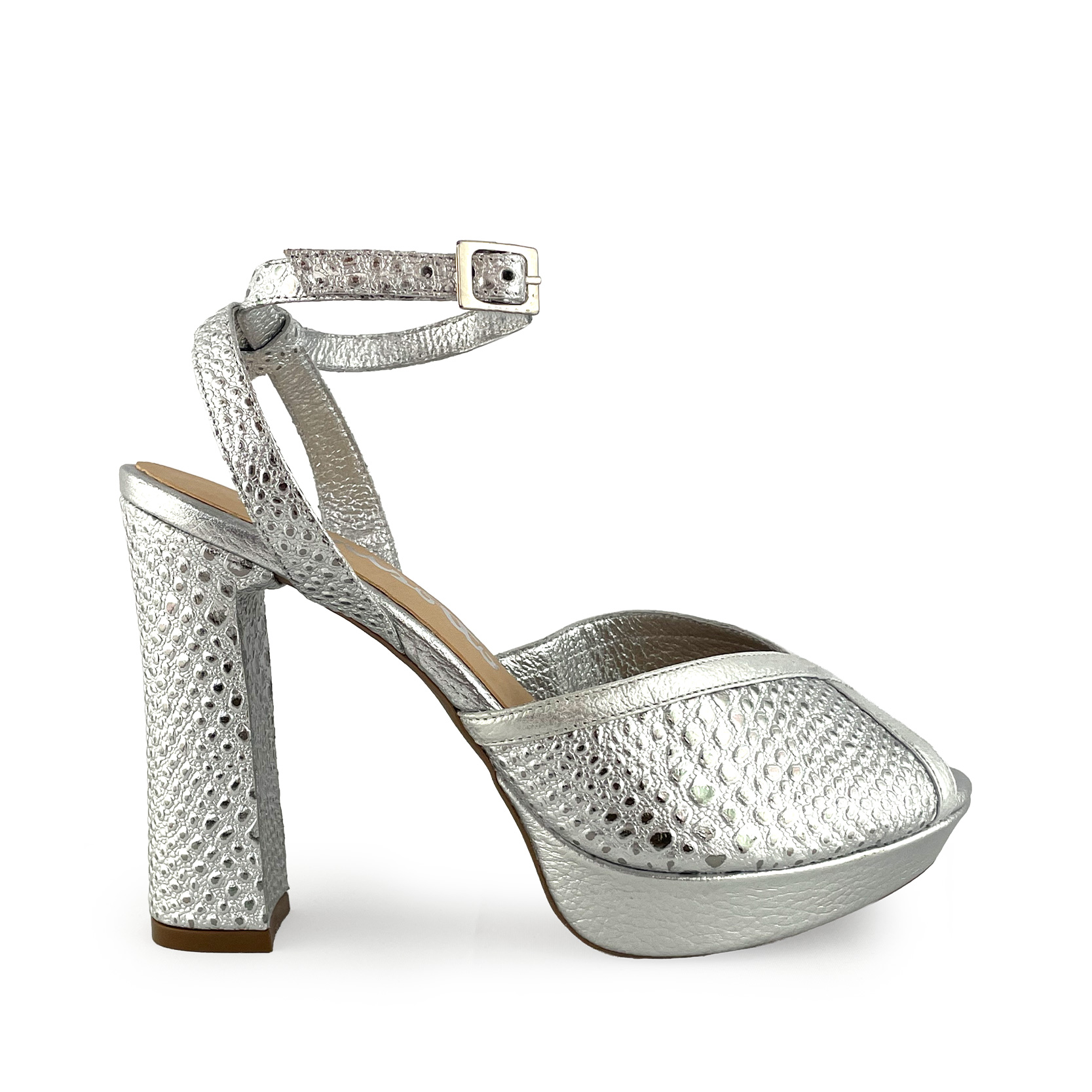 Sandalia de plataforma alta