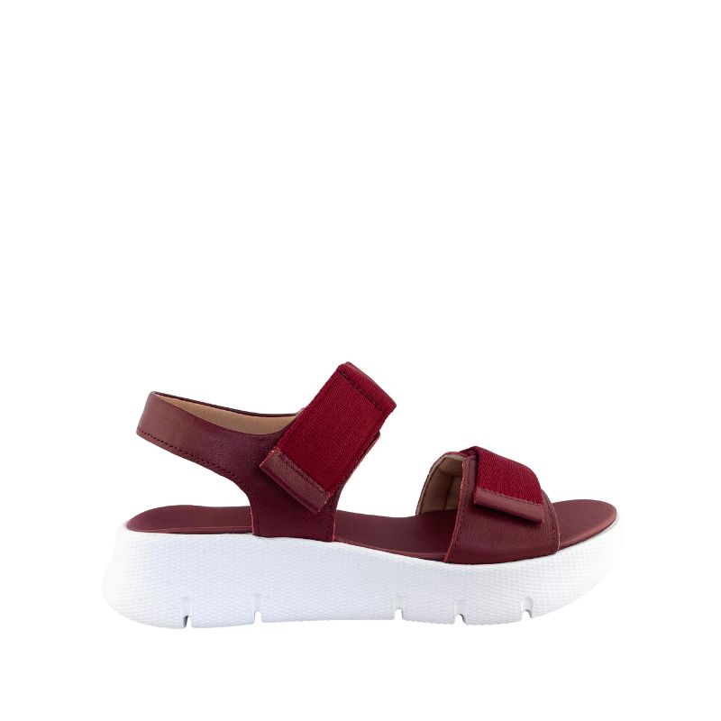 Sandalia de plataforma baja