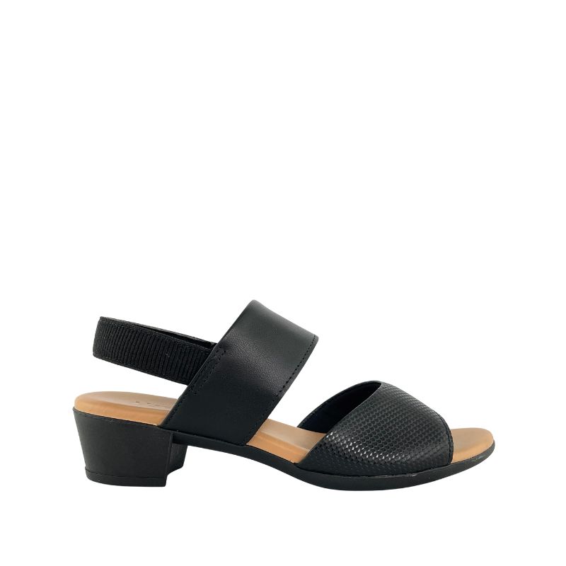 Sandalia de tacón medio