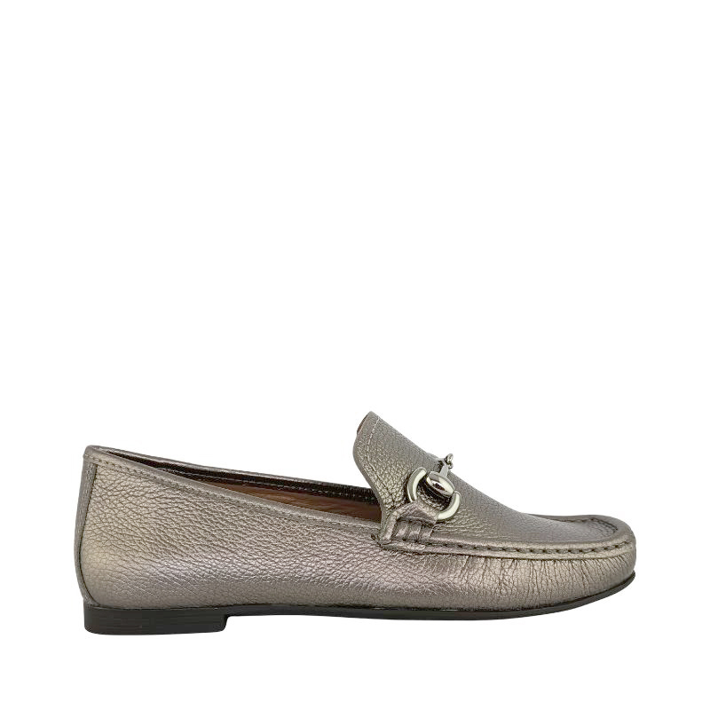 Mocasín de tacón bajo