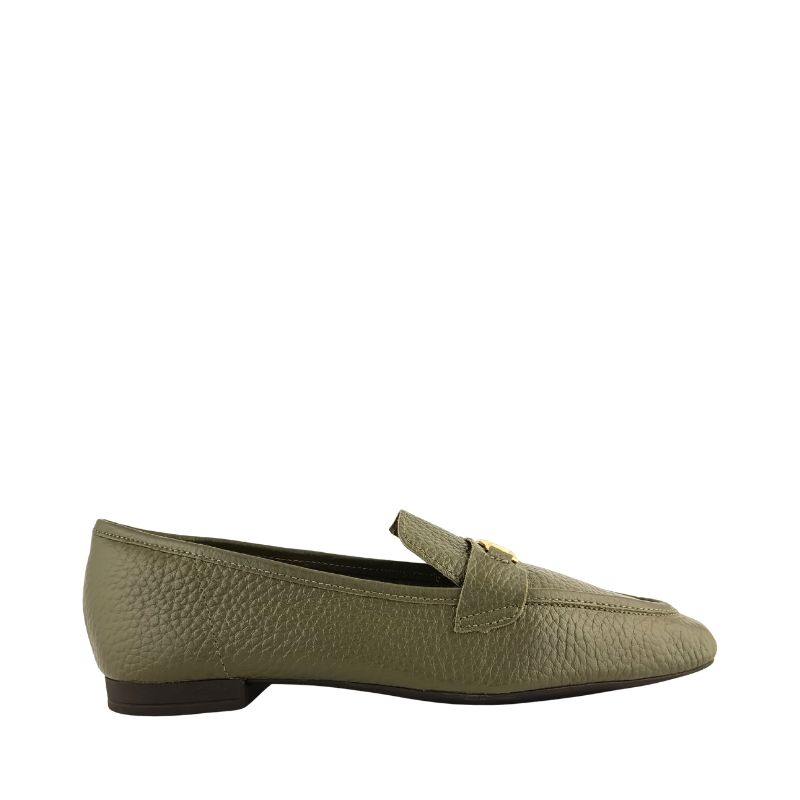Mocasín de tacón bajo