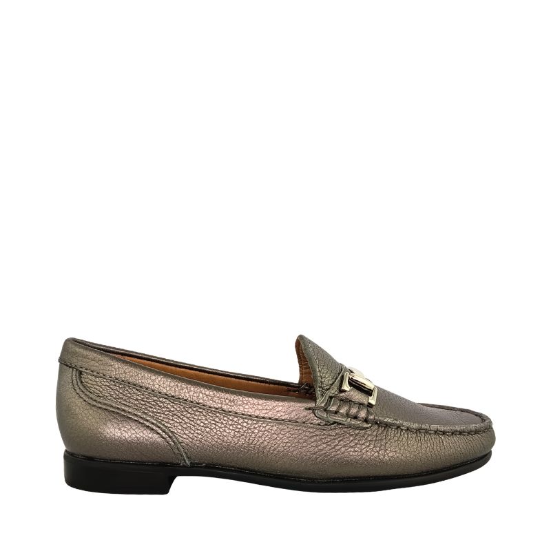 Mocasín de tacón bajo